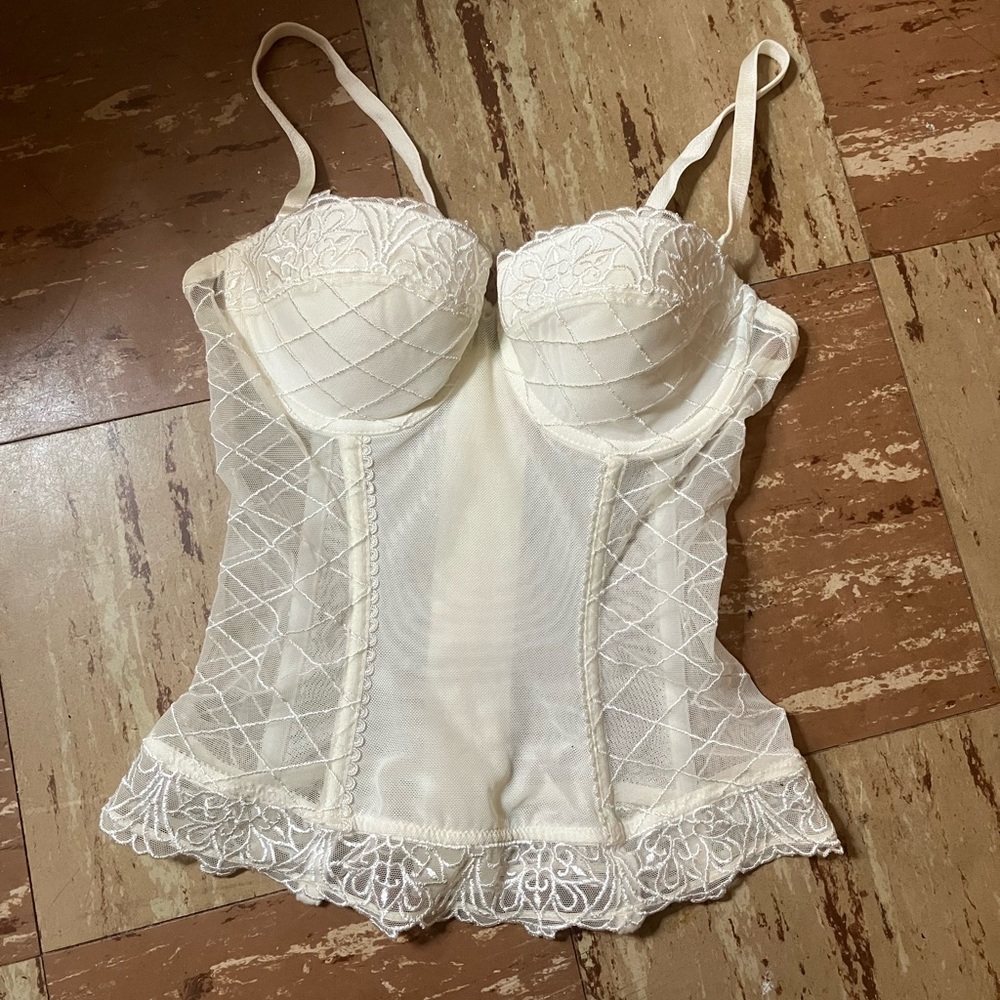 Vintage Cream Lace Bustier 32C